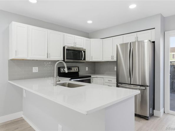 932 S Peoria Street, Aurora CO 80012