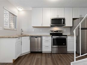 1659 S Lee Street B, Lakewood CO 80232