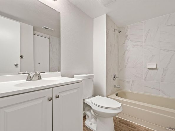 943 S Zeno Way 102, Aurora CO 80017