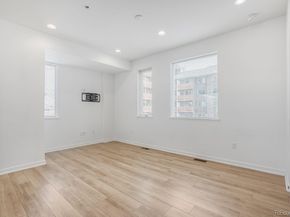 3101 W 47th Avenue 19, Denver CO 80211