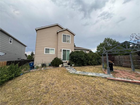 5593 S Valdai Way, Aurora CO 80015