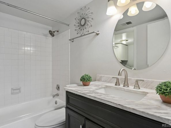 3051 S Ursula Circle 302, Aurora CO 80014