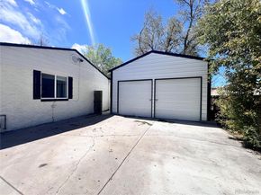 555 Everett Street, Lakewood CO 80226