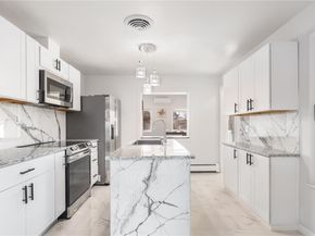 555 Everett Street, Lakewood CO 80226