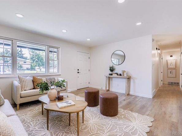 608 S Worchester Street, Aurora CO 80012