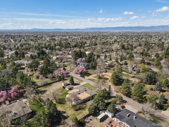 Undisclosed Address #7369632, Greenwood Village CO 80111