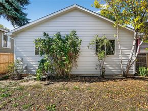 367 Wadsworth Circle, Longmont CO 80504