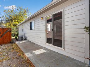 367 Wadsworth Circle, Longmont CO 80504