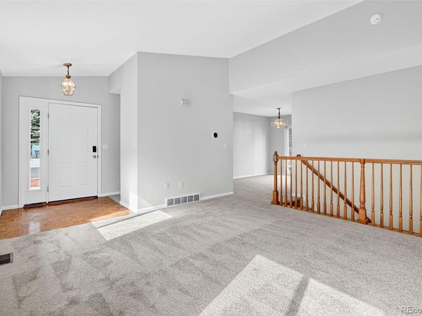 367 Wadsworth Circle, Longmont CO 80504