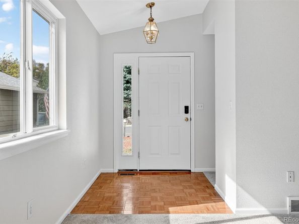 367 Wadsworth Circle, Longmont CO 80504