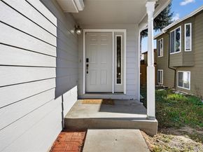 367 Wadsworth Circle, Longmont CO 80504