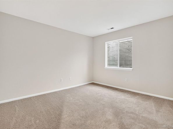 367 Wadsworth Circle, Longmont CO 80504
