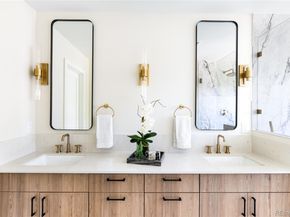 2203 W 37th Avenue, Denver CO 80211