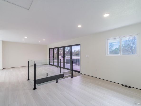 6735 W 2nd Avenue, Lakewood CO 80226