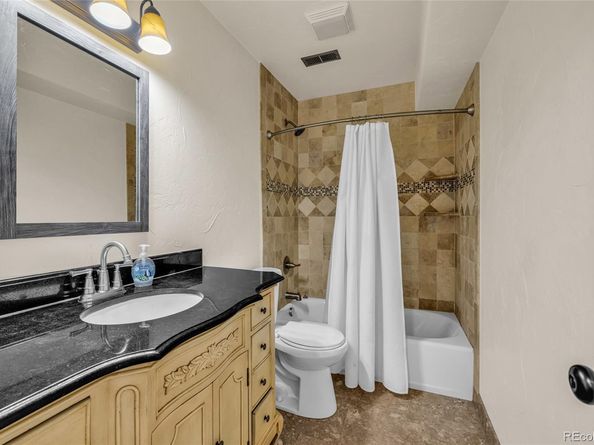 2580 Hoyt Street, Lakewood CO 80215