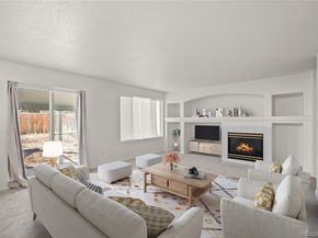 2824 S Walden Way, Aurora CO 80013