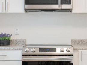 1164 Roslyn Street, Denver CO 80220