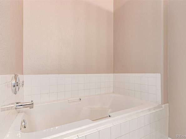 Undisclosed Address #2756169, Aurora CO 80015