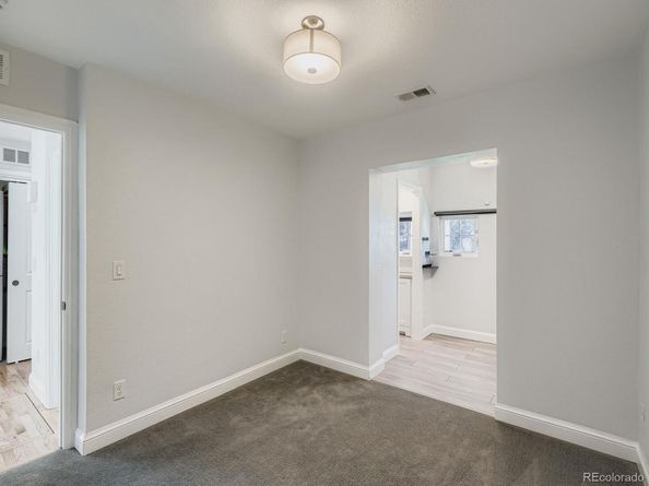 1701 Roslyn Street, Denver CO 80220