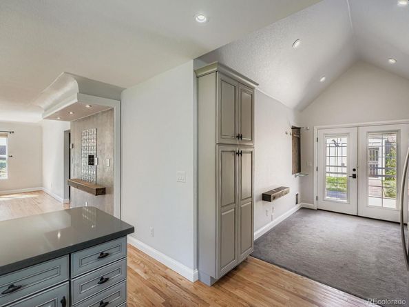 1701 Roslyn Street, Denver CO 80220