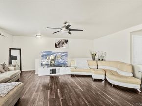 18636 E 42nd Avenue, Denver CO 80249