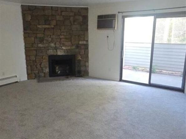 10150 E Virginia Avenue 17105, Denver CO 80247