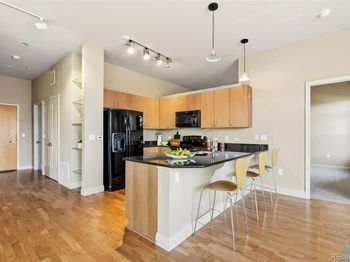 5401 S Park Terrace Avenue