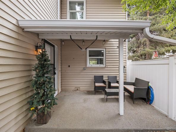 2496 S Vaughn Way D, Aurora CO 80014