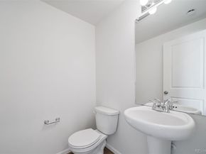 22365 E 39th Avenue, Aurora CO 80019