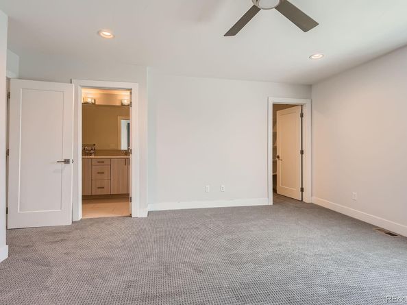 Undisclosed Address #2807255, Denver CO 80204