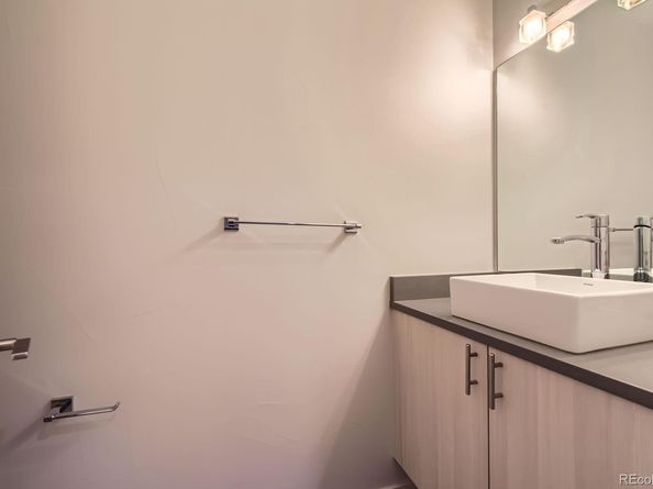 Undisclosed Address #2807255, Denver CO 80204