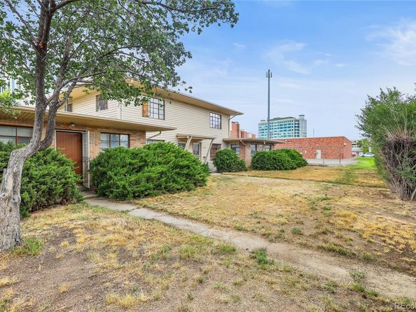2133 S Ash Street, Denver CO 80222