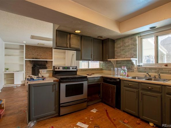 1996 S Olathe Street, Aurora CO 80013