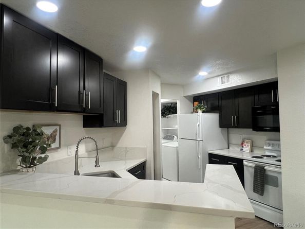 6001 S Yosemite Street 202, Greenwood Village CO 80111