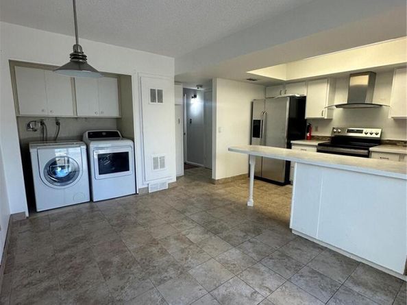 9032 E Mansfield Avenue, Denver CO 80237