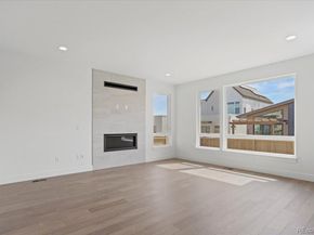 5595 Wheaton Avenue, Longmont CO 80503