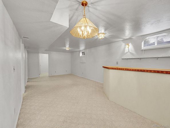 6769 W 70th Avenue, Arvada CO 80003