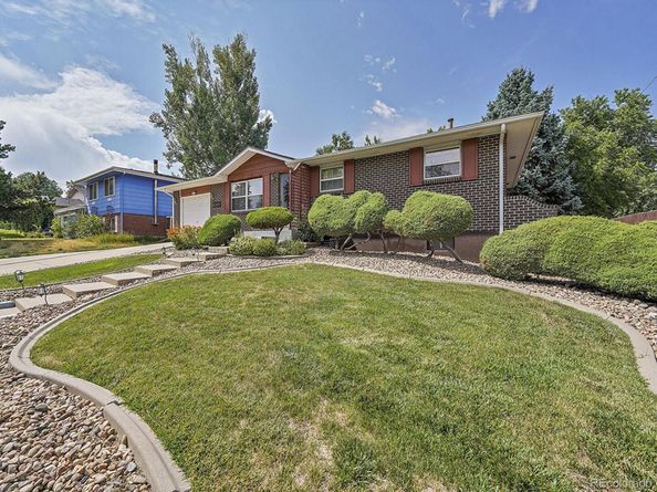 6769 W 70th Avenue, Arvada CO 80003