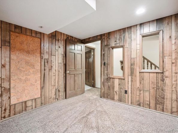 2212 Ammons Street, Lakewood CO 80214