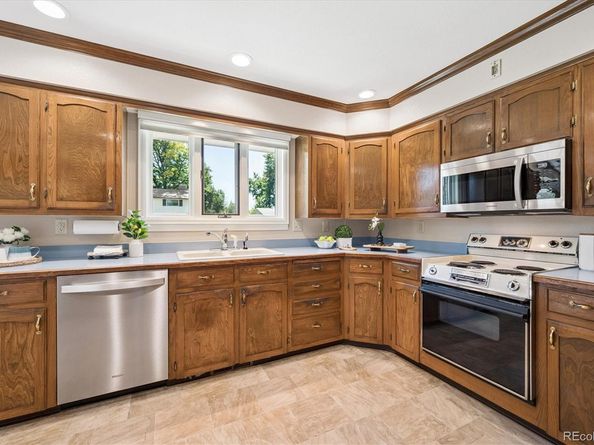 2212 Ammons Street, Lakewood CO 80214