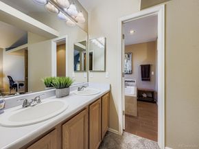 Undisclosed Address #4660983, Broomfield CO 80020