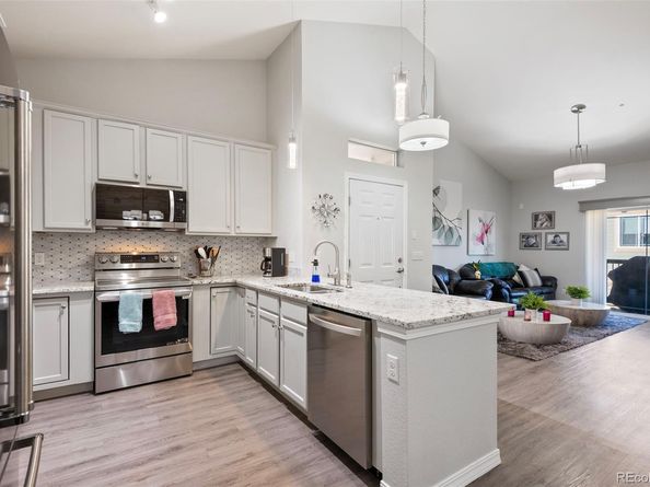 10061 W Victoria Place 208, Littleton CO 80127