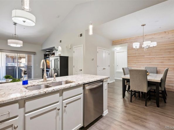 10061 W Victoria Place 208, Littleton CO 80127