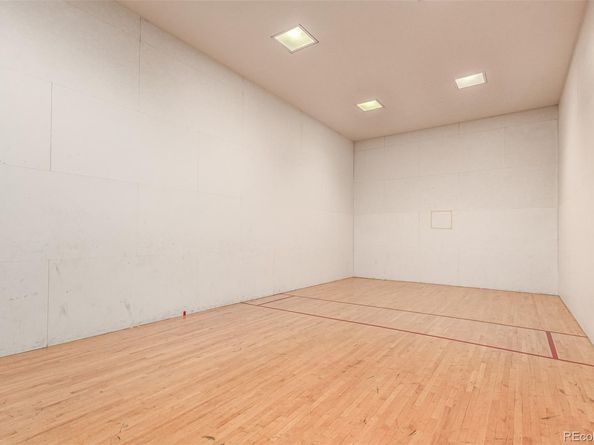 2325 S Linden Court 206, Denver CO 80222