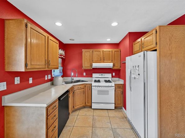 9955 W 10th Avenue, Lakewood CO 80215