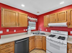 9955 W 10th Avenue, Lakewood CO 80215