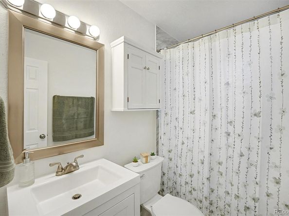 Undisclosed Address #4427561, Denver CO 80207