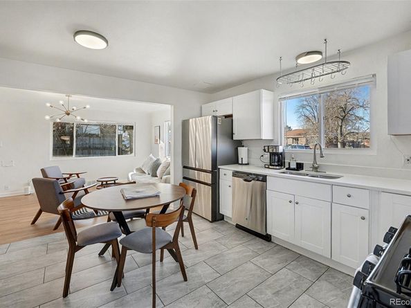 Undisclosed Address #4427561, Denver CO 80207