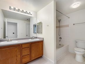 7440 S Blackhawk Street 14202, Englewood CO 80112