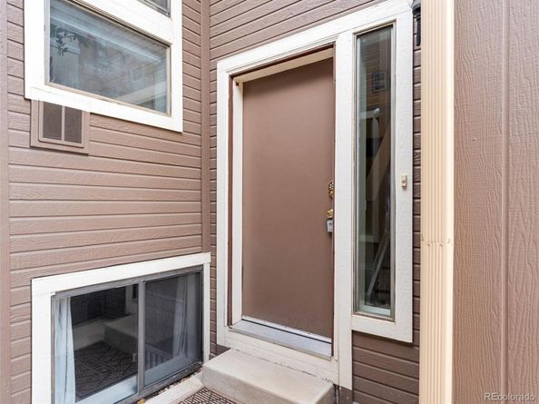 2908 W Rowland Avenue, Littleton CO 80120